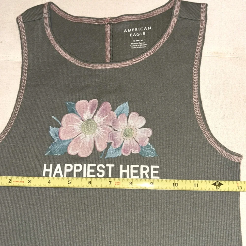 AE Graphic “HAPPIEST HERE” Cropped Tank Top, Size Medium - Picture 4 of 12